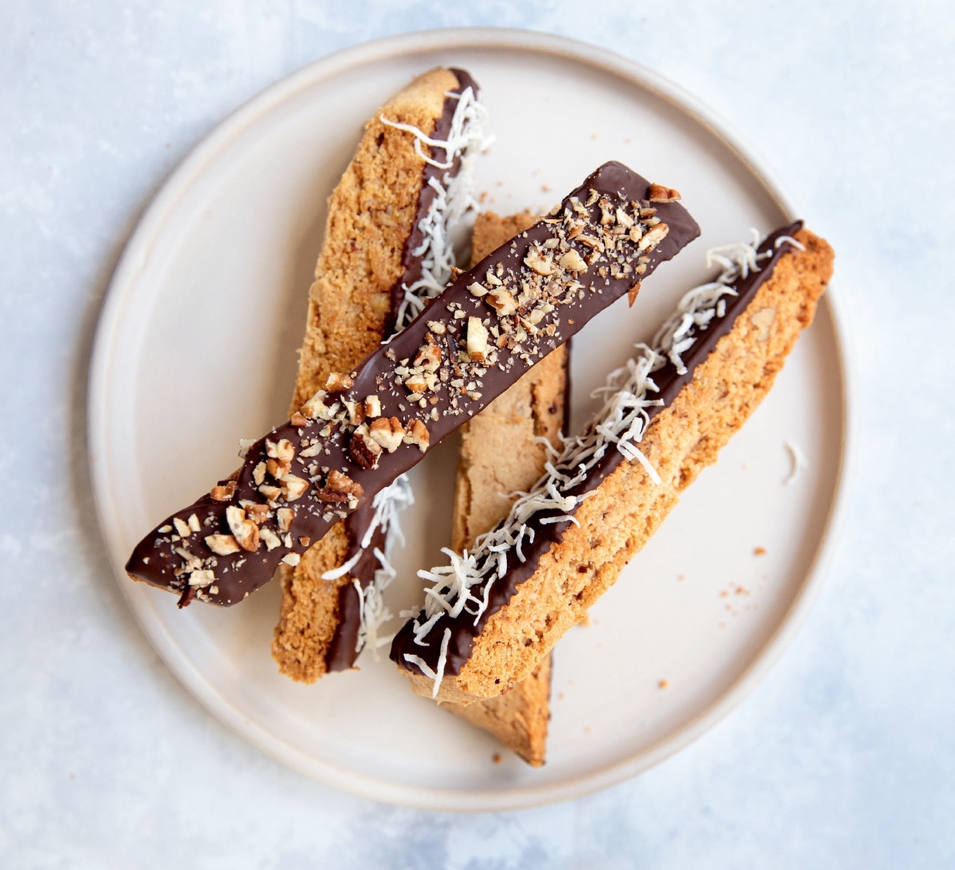 VegNews.Coconutpecanbiscotti