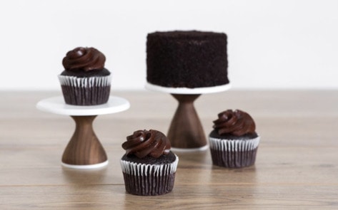 6 Fabulous Vegan Cakes You Can Pick Up at the Grocery Store