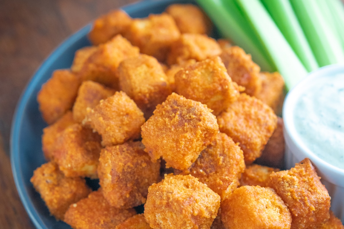 VegNews.BuffaloTofuFeature