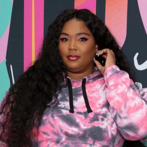Lizzo Made Her First Vegan Feast for Thanksgiving