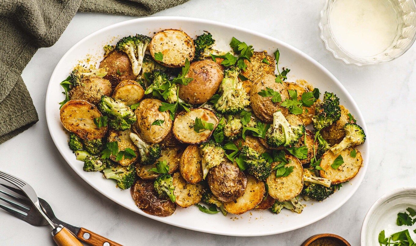 Easy Vegan Cheesy Garlic Potatoes and Broccoli