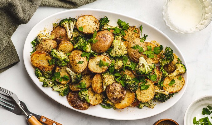 Vegan Easy Cheesy Garlic Potatoes and Broccoli