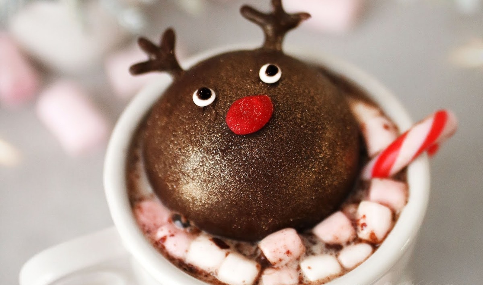 How to Make Vegan Hot Cocoa Bombs