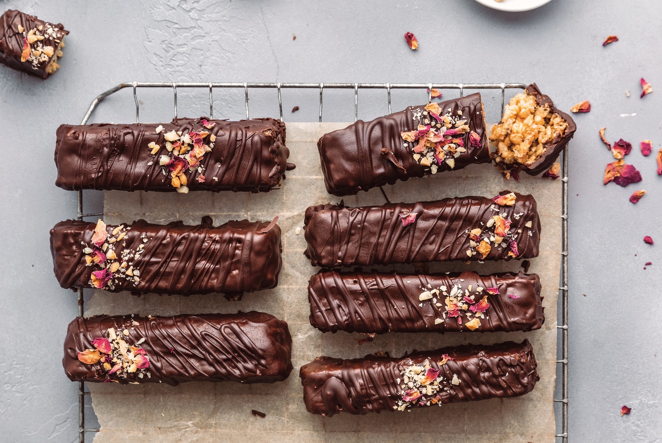 VegNews.Chocolate Crunch Bars