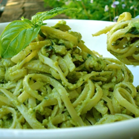 Avocado Pesto Pasta