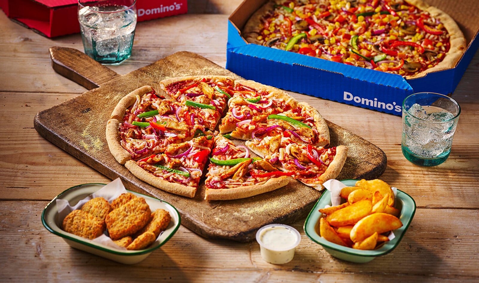 Domino's May Not Have Vegan Cheese or Pepperoni, But You Can Still Order a Plant-Based Pizza