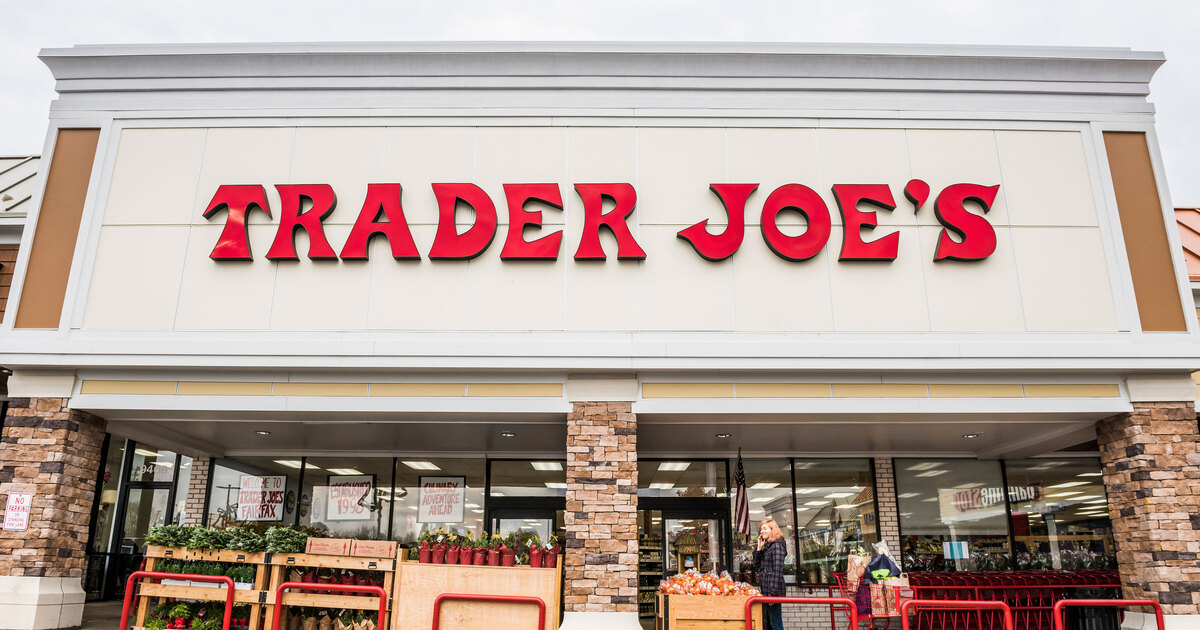 The Best Vegan Snacks at Trader Joe's - Vimarsana News