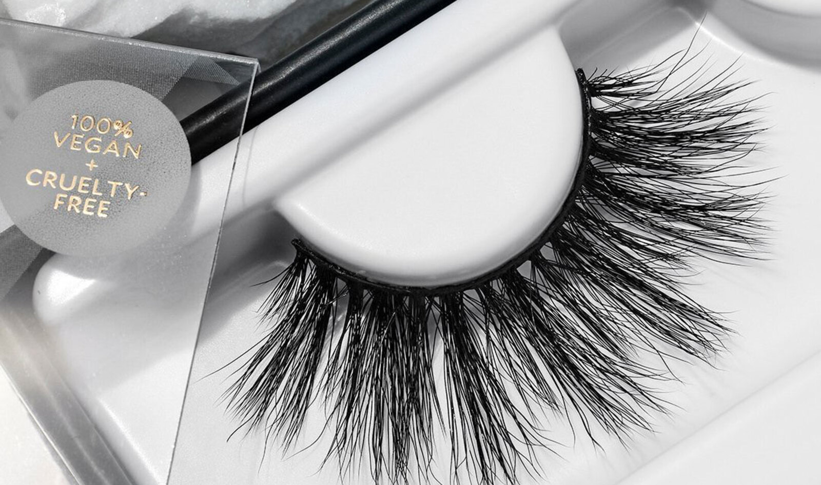 VegNews.VelourBeauty2