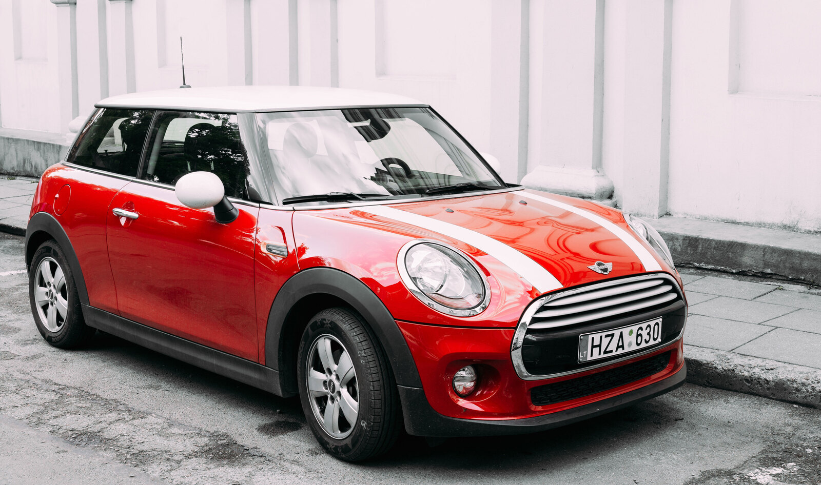 All Future MINI Car Models to Go Leather-Free&nbsp;