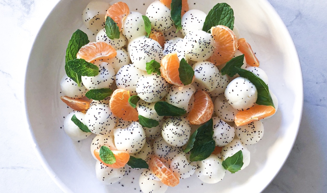 Mandarin Kohlrabi Salad With Creamy Cashew Poppy Seed Dressing