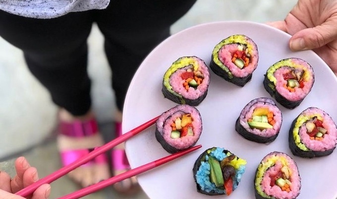 Vegan Pink Rice Sushi Roll with Creamy Ginger-Tamari Sauce