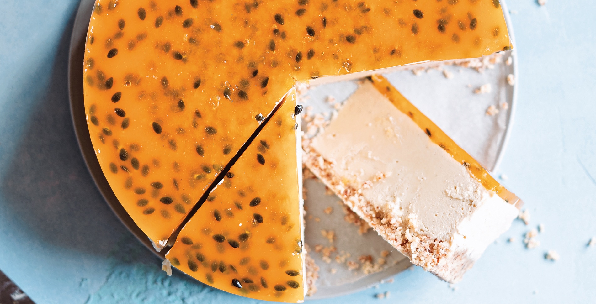 The Best Dairy-Free Cheesecake Recipes We’re Making All Summer Long