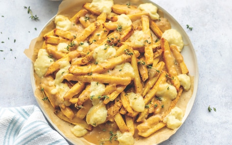 Easy Vegan Poutine With Herby Gravy and Mozzarella