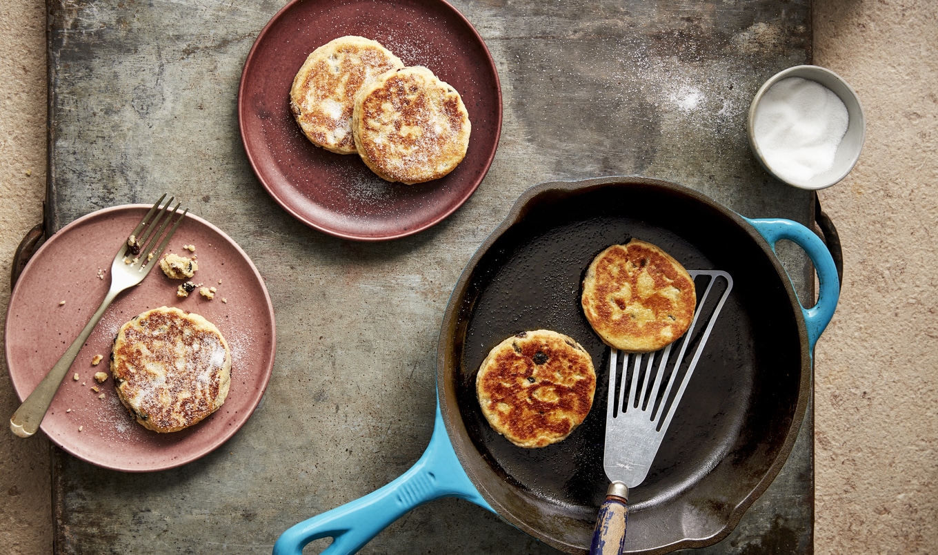 Vegan Griddled Flaky Welsh Cakes