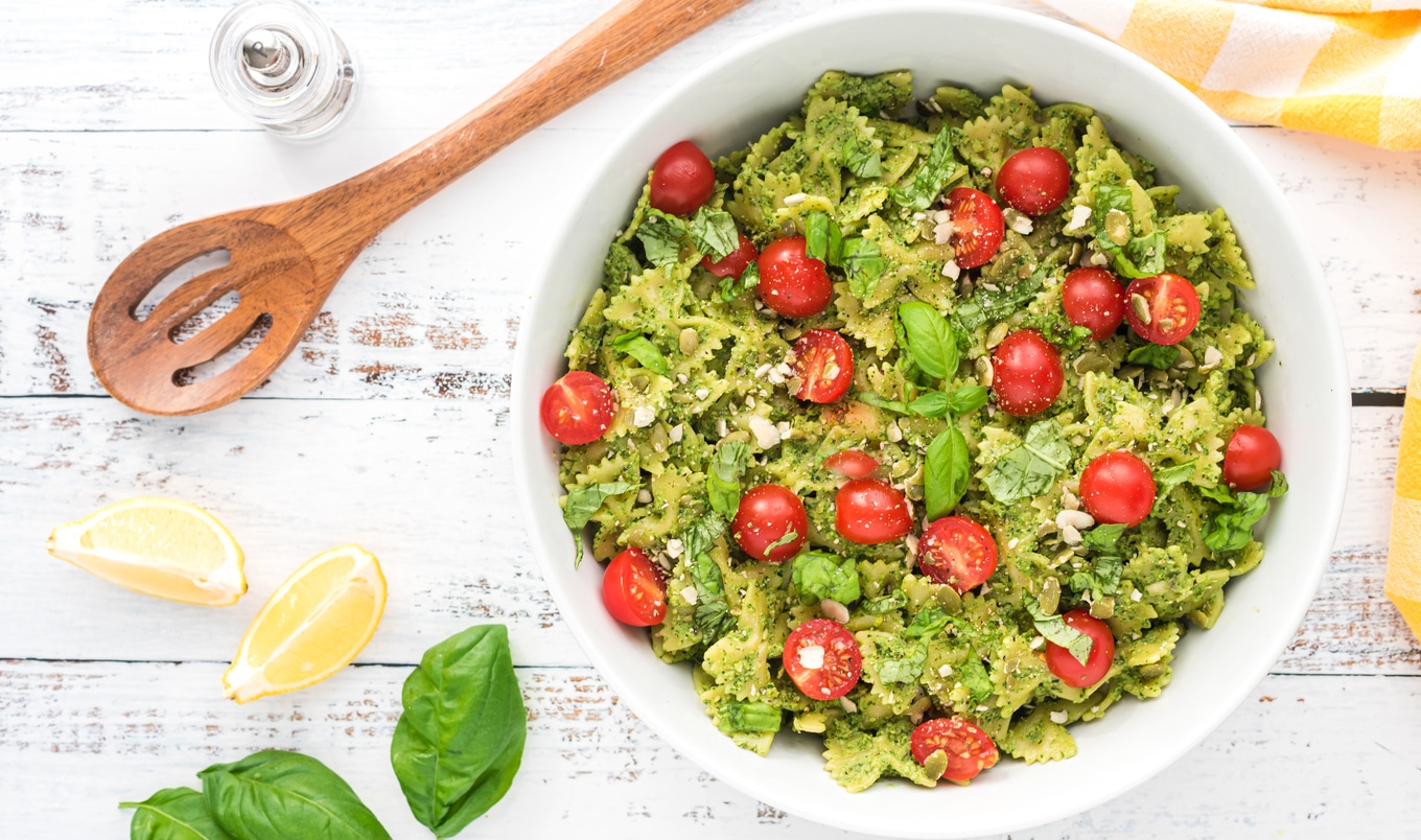 Lemony Pumpkin Seed Pesto Pasta