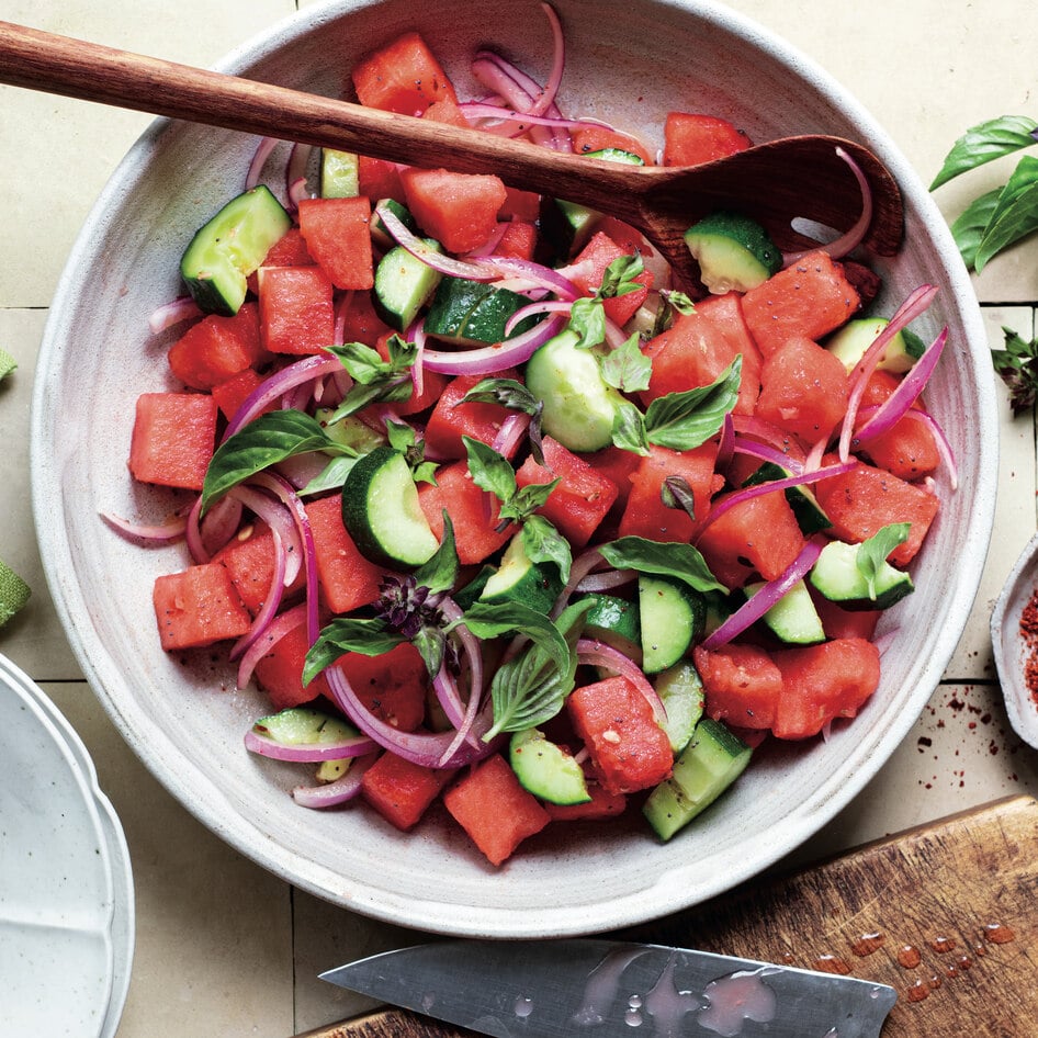 10-Minute Refreshing Watermelon and Cucumber Salad