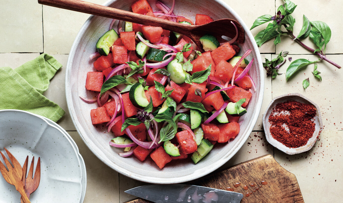 10-Minute Refreshing Vegan Watermelon and Cucumber Salad