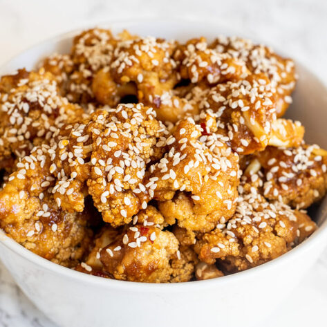 Vegan Teriyaki Sesame Cauliflower Bites