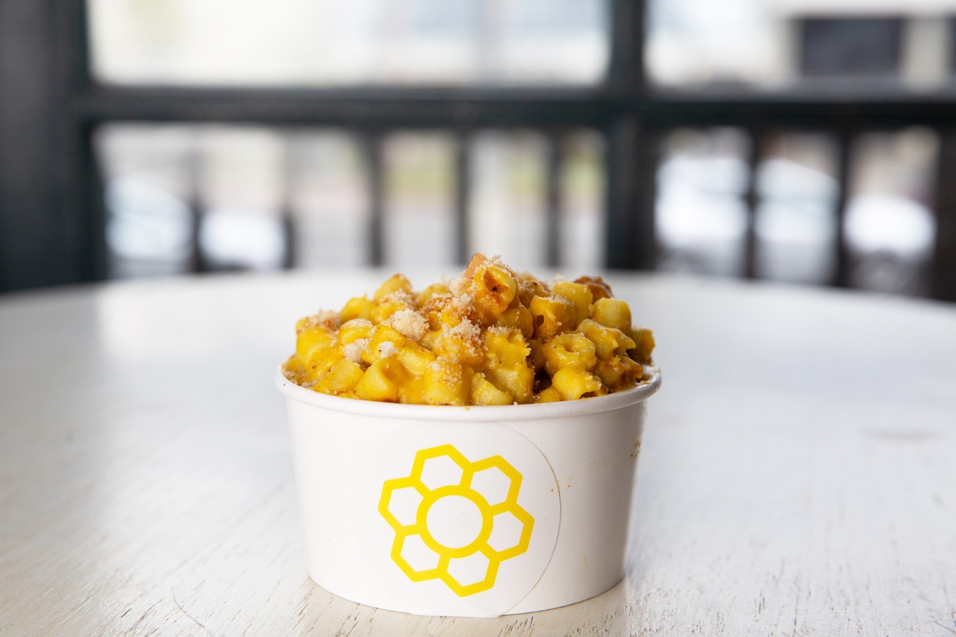 VegNews.HoneybeeBurger3