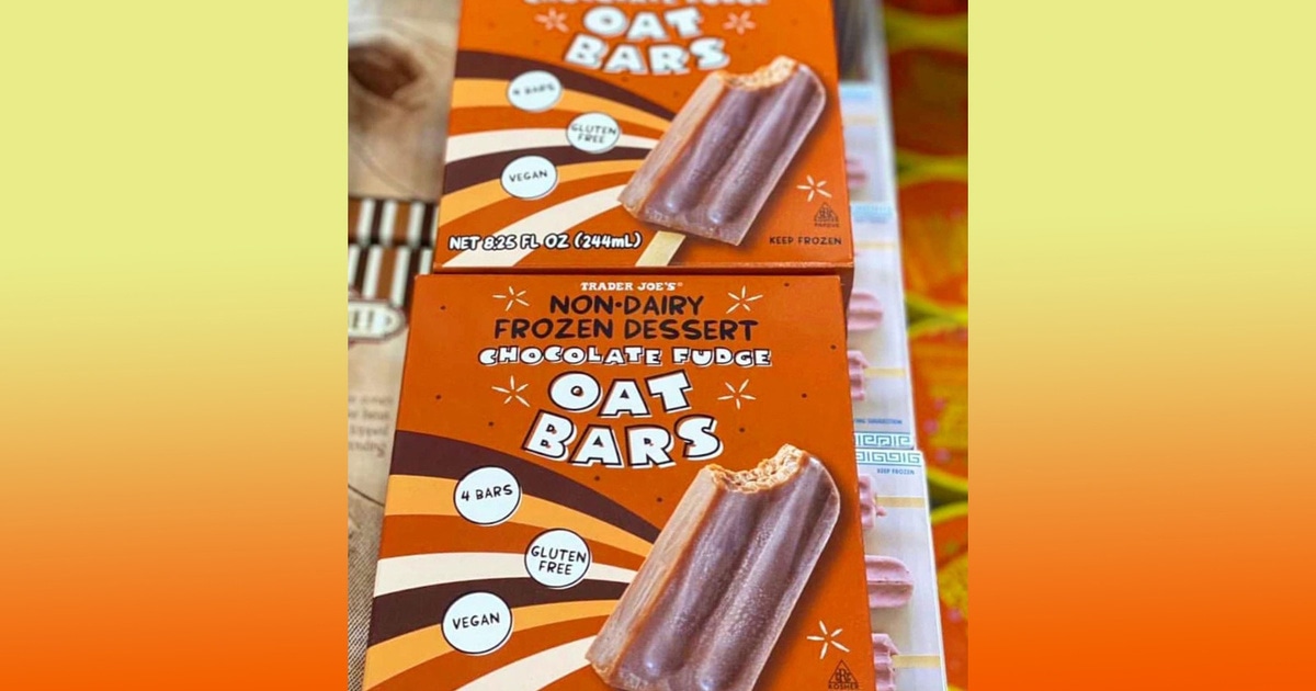 Trader Joe S Just Launched Vegan Fudge Ice Cream Bars Vegnews