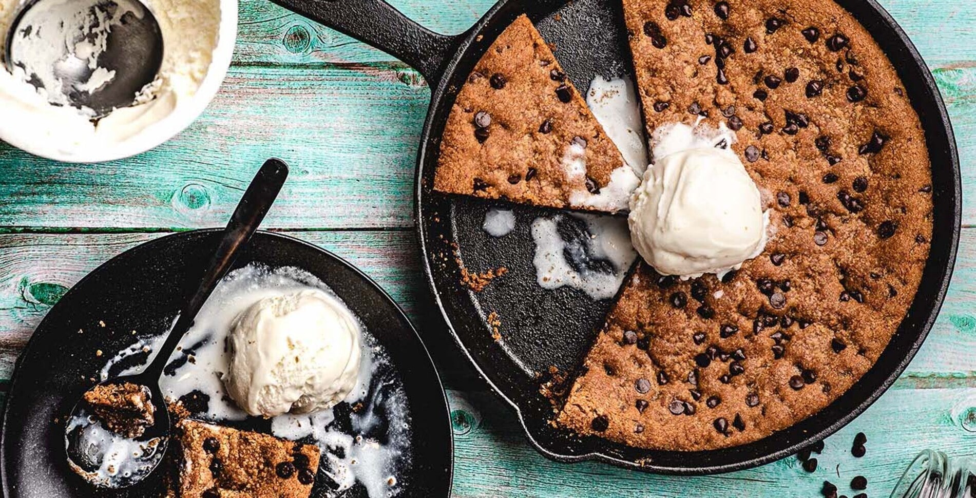 Vegan Salted Chocolate Chip Skillet Cookie à la Mode