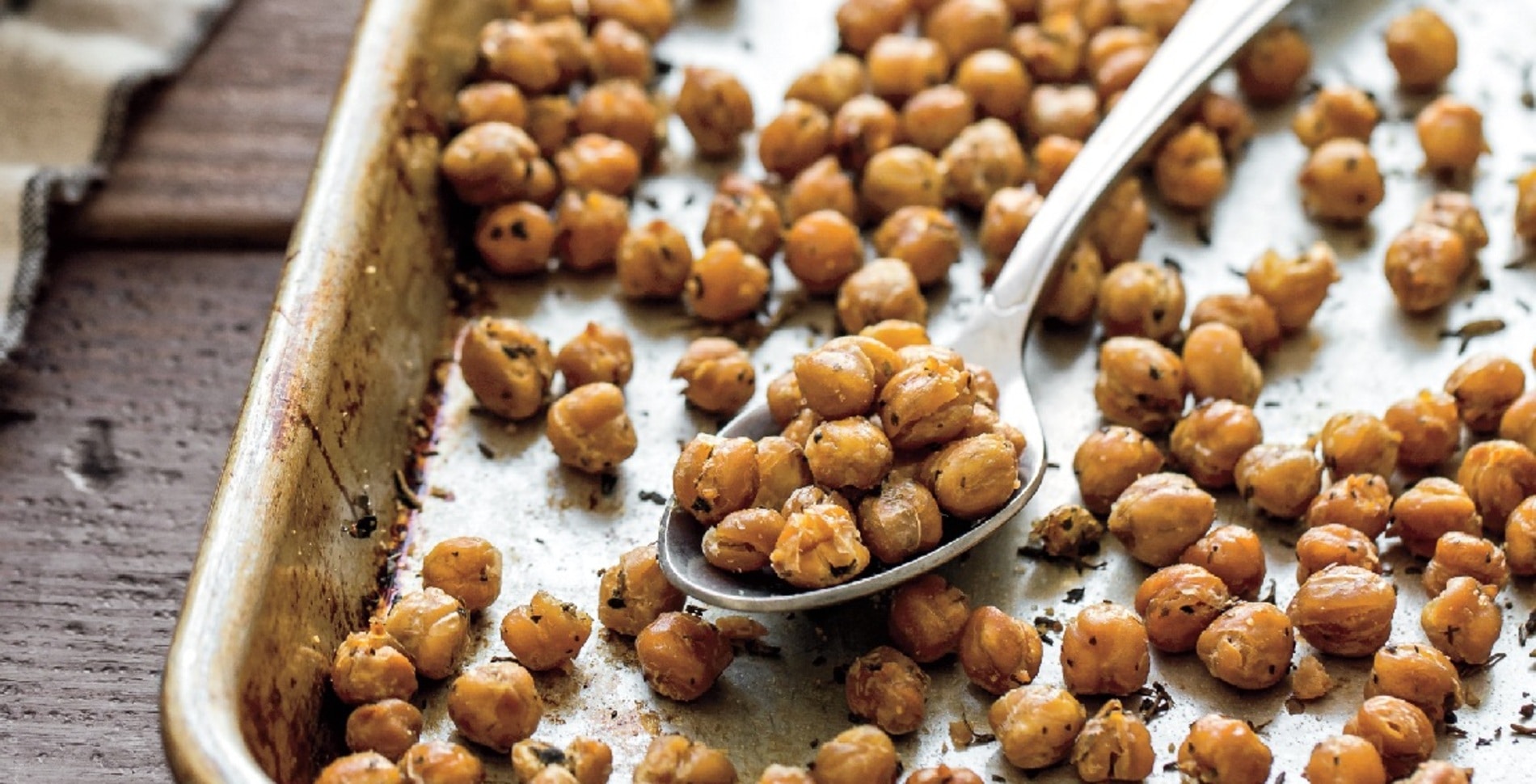 Crispy Roasted Chickpeas With Herbes de Provence