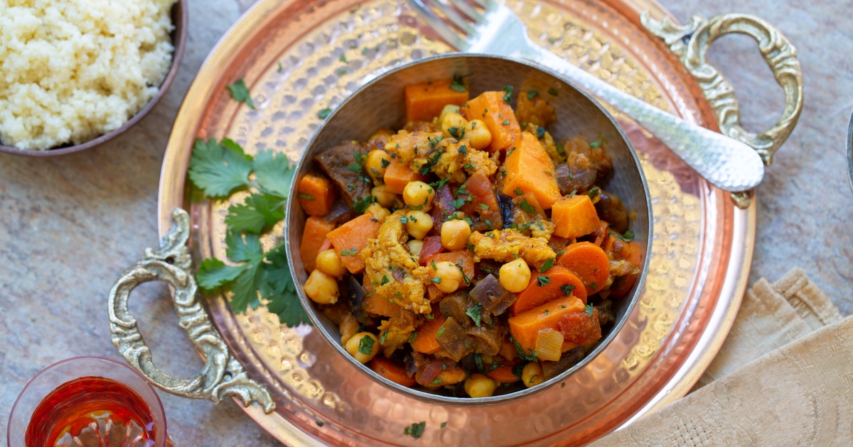 20 Vegan Stew Recipes: Create Your Own Hygge This Winter - Vimarsana News