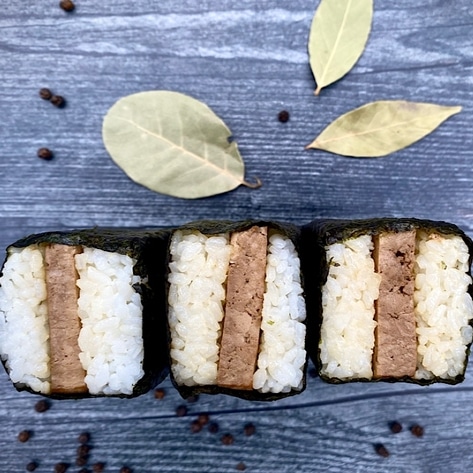 Tangy Vegan Tofu Adobo Musubi