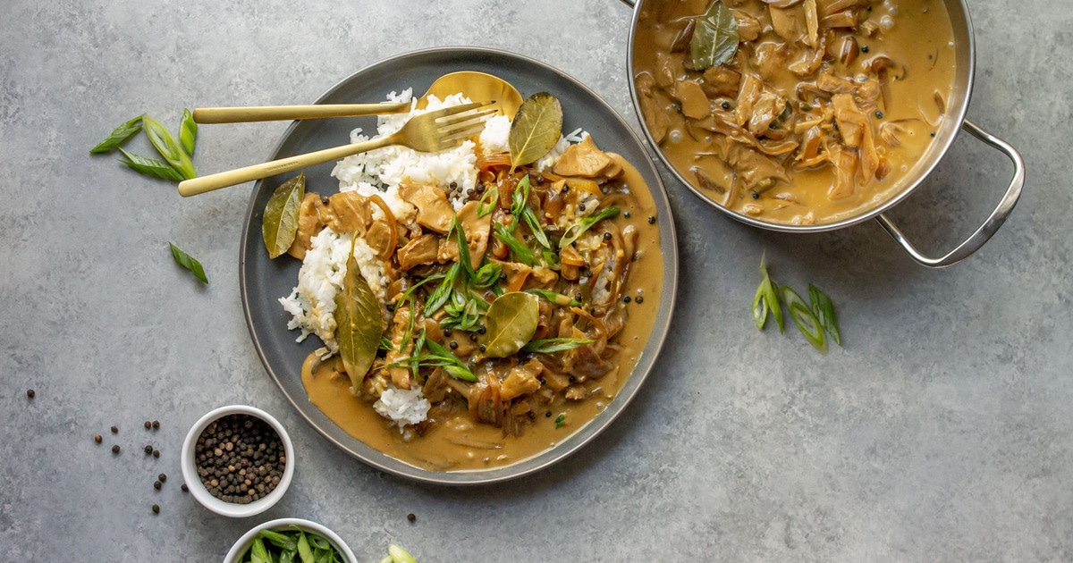 Filipinx-Inspired Spicy Vegan Chicken Adobo