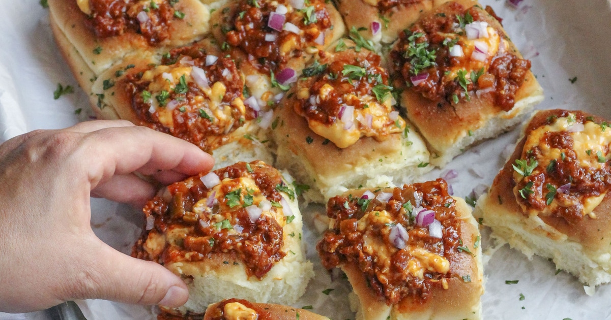 Stuffed Vegan Chili Cheese Dog Bites | VegNews