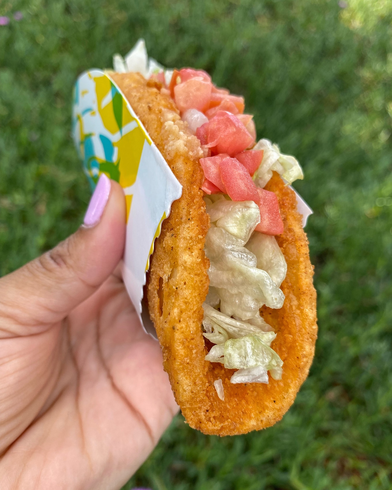 VegNews.TacoBellChalupa4