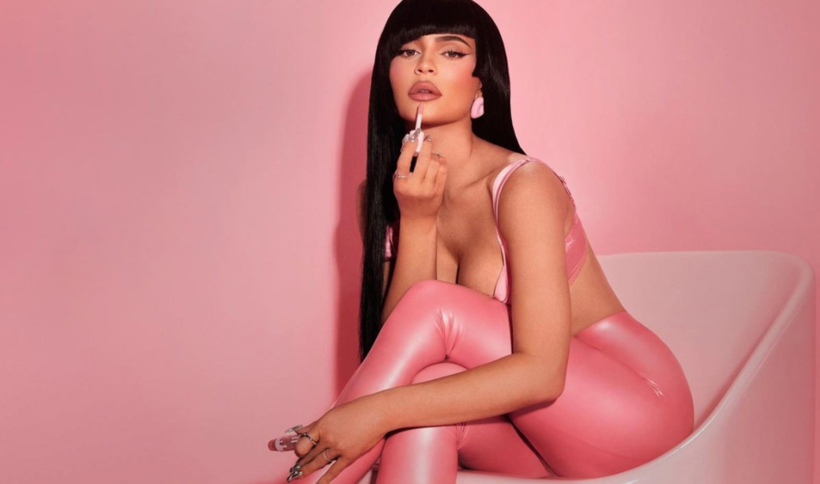 Kylie Jenner's Entire Makeup Line Is Going Vegan