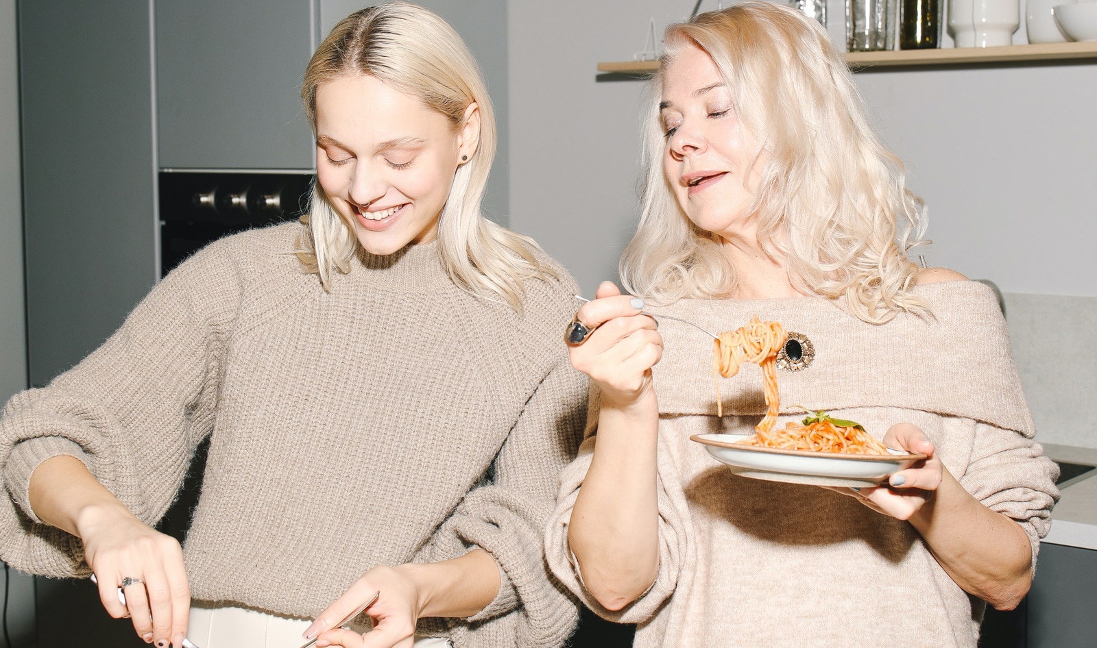 A Plant-Based Diet Slashes Menopause Hot Flashes by 84 Percent