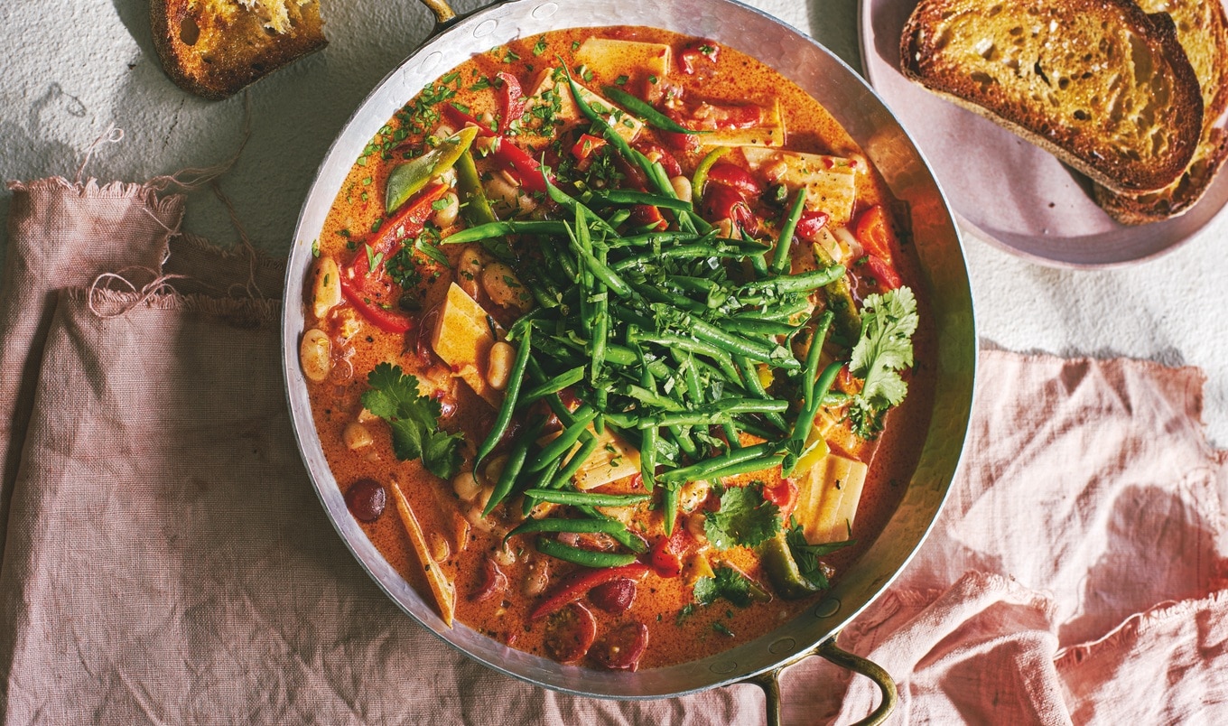 Vegan Brazilian Moqueca (Hearts of Palm Seafood Stew)