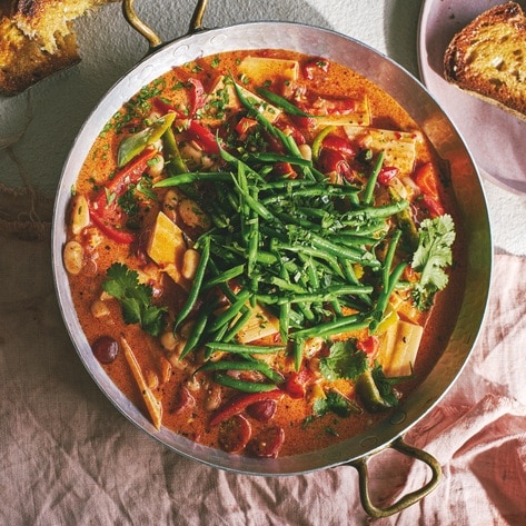 Vegan Brazilian Moqueca (Hearts of Palm Seafood Stew)