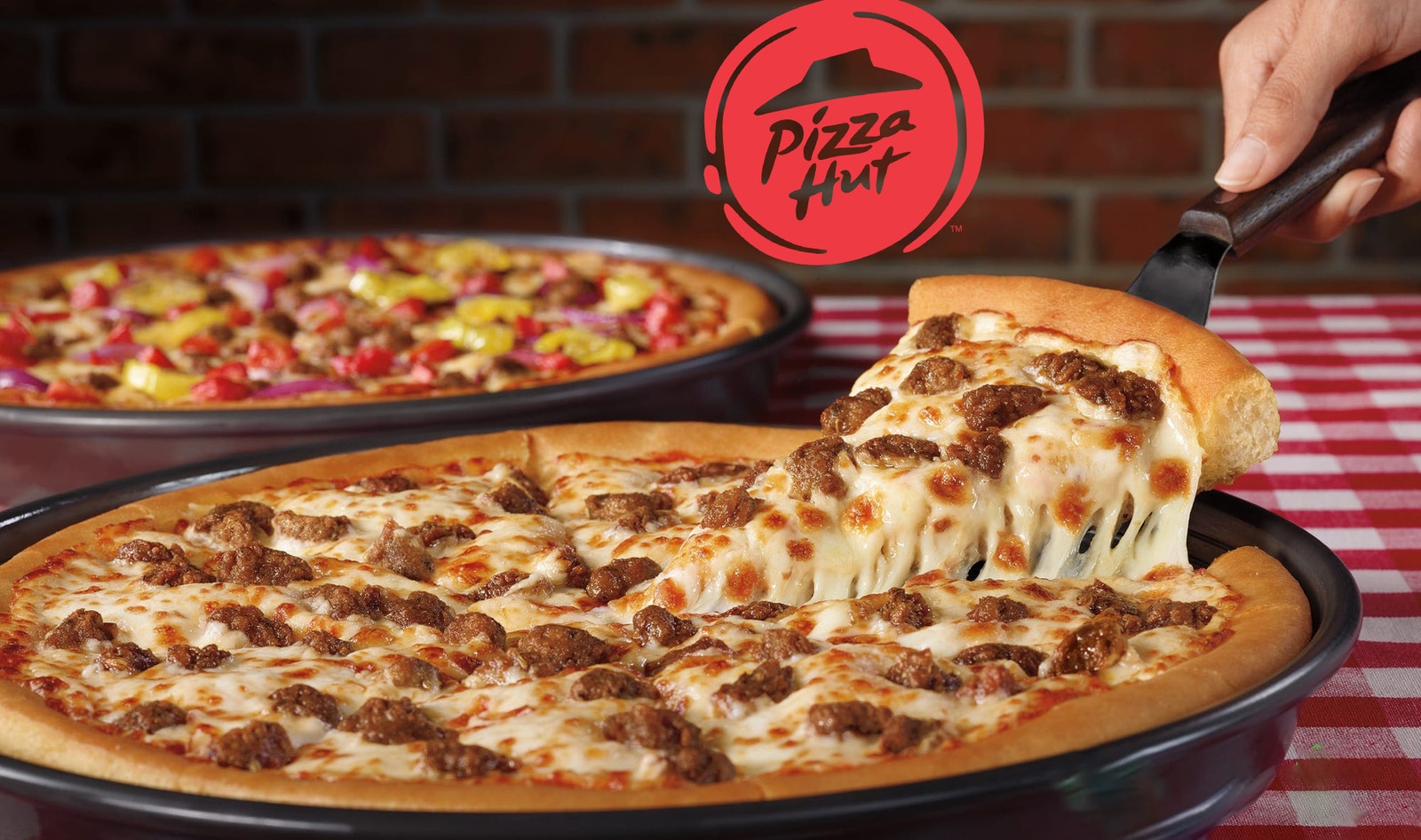 Pizza Hut Offers Vegan Cheese and Meat ... Just Not in the US. Here's How to Order Vegan Stateside.