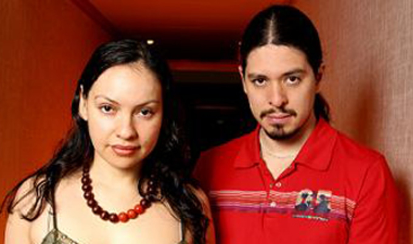 Musical Duo Promote Veganism