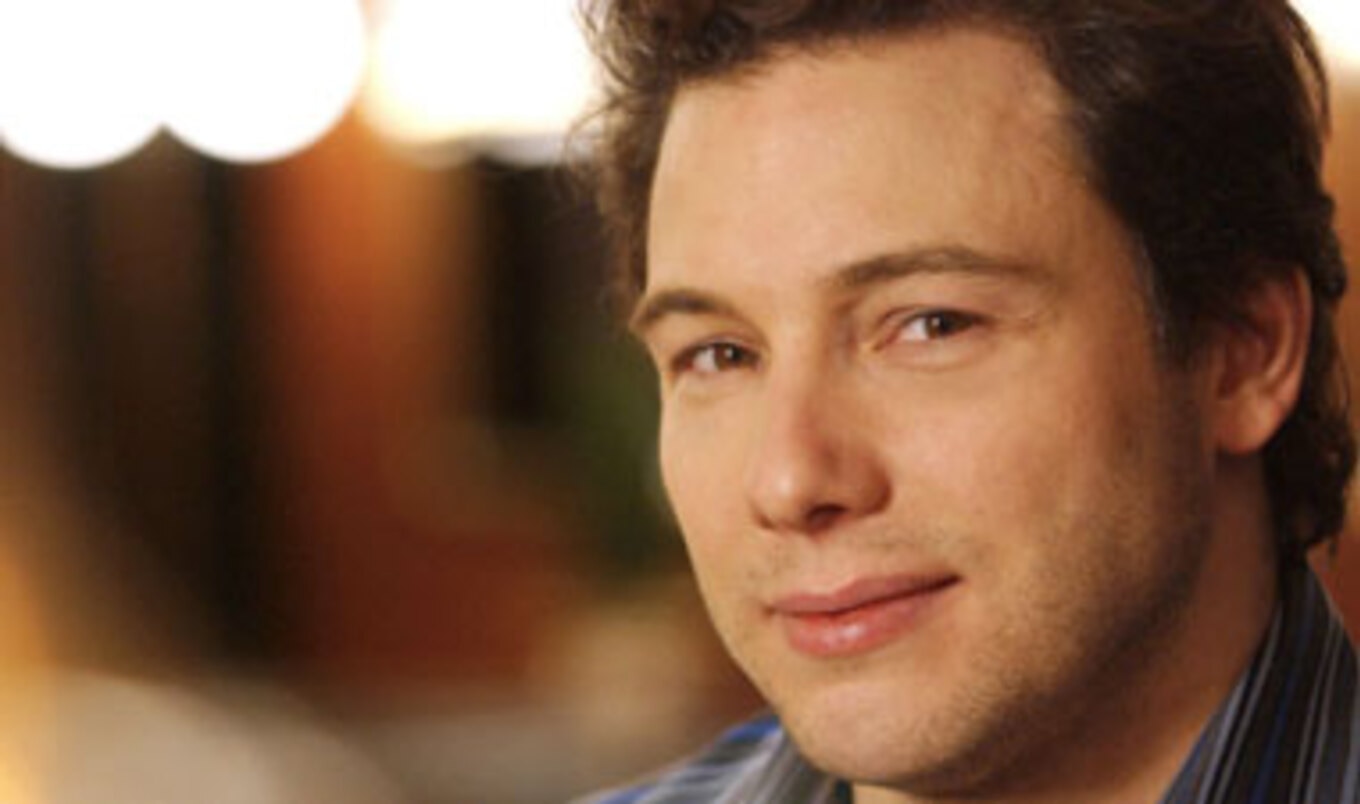 Vegan on <i>Rocco's Dinner Party</i>