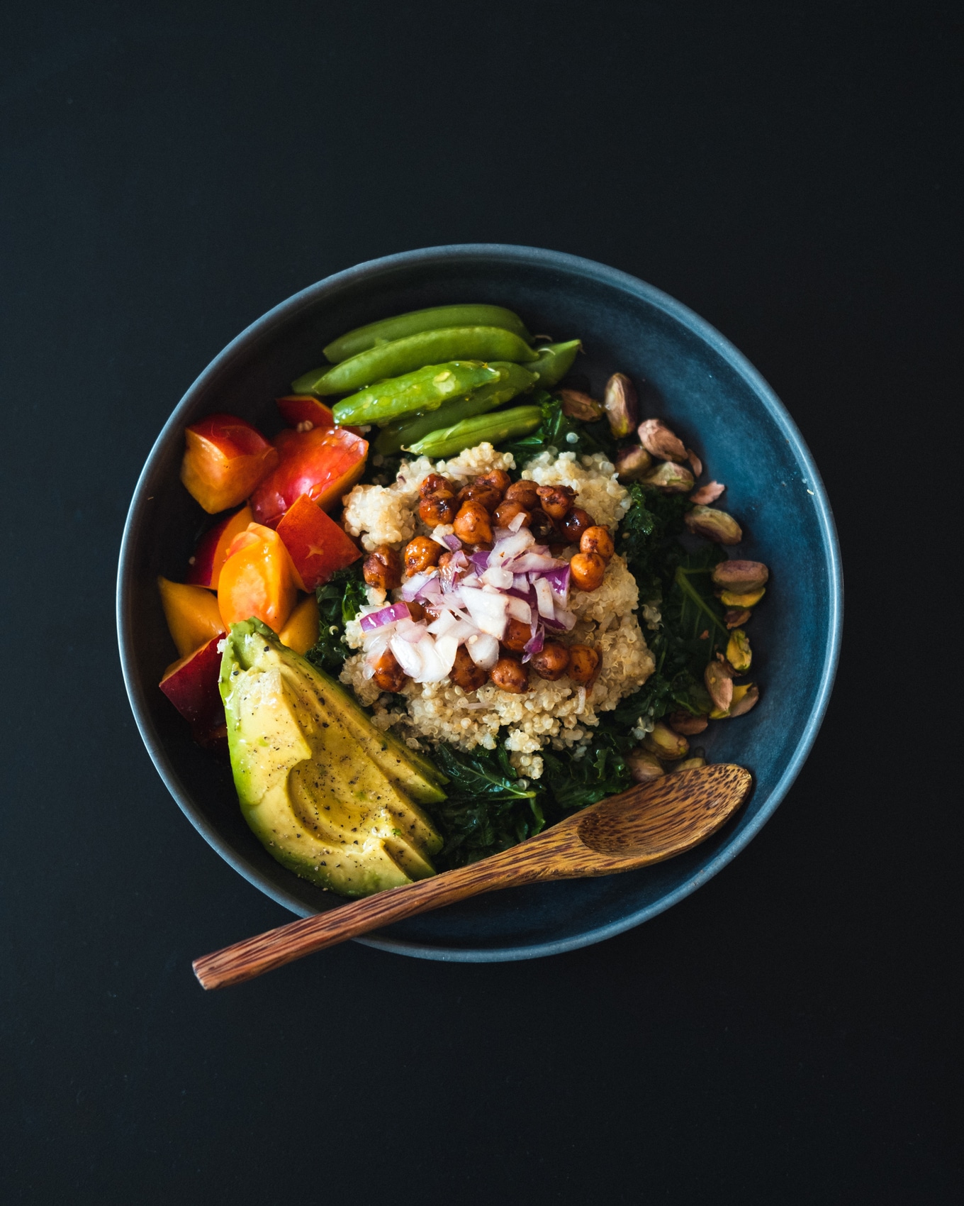 VegNews.QuinoaVeggieBowl.Unplash