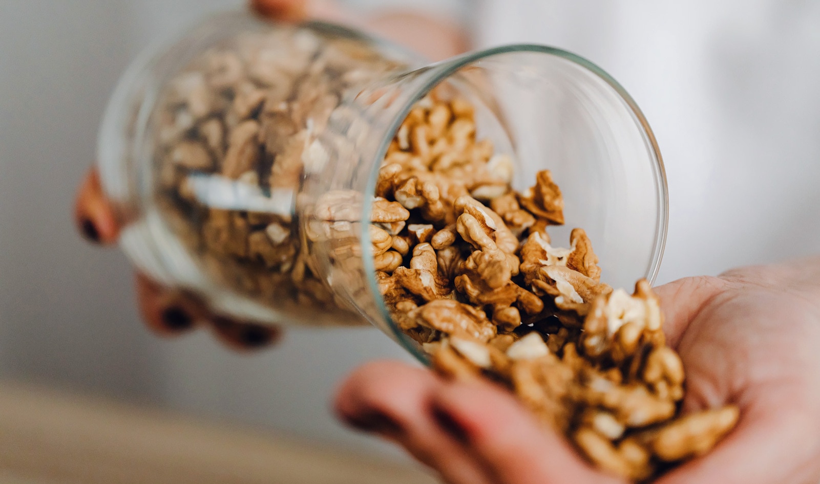 A Handful of Walnuts a Day Could Help Reduce Stress, New Study Finds