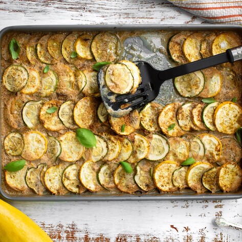 Your Ultimate Summer Meal Guide: What's In Season? Plus, Cookbooks and Vegan Recipe Ideas 