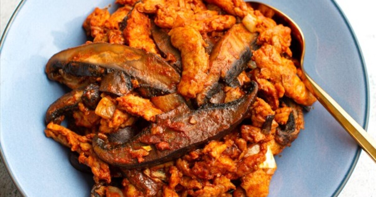 Roasted Portabello Paprikash Over Pasta | VegNews
