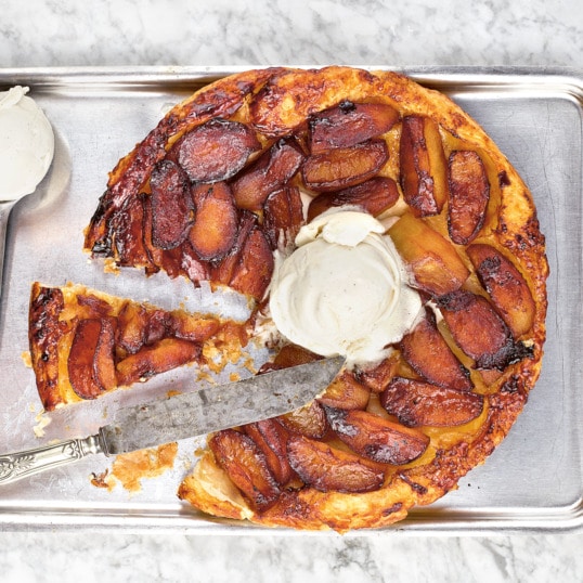 Super Simple Vegan Apple Tarte Tartin