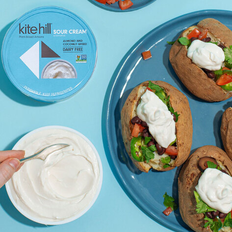 What Is Vegan Sour Cream? Plus, Brands and Recipes 