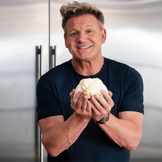 How to Make Gordon Ramsay’s Go-To Vegan Marinara Pasta at Home