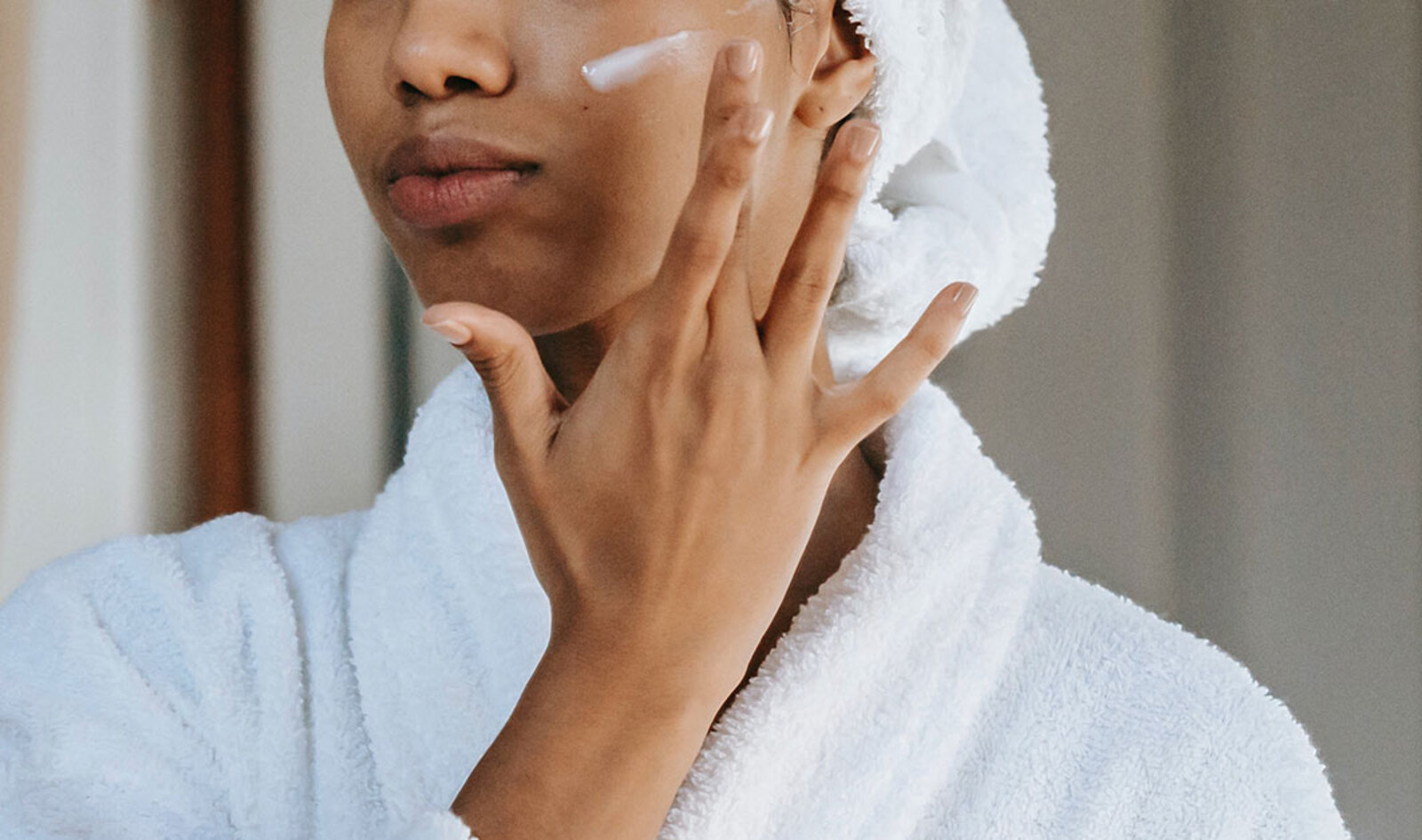 If Winter Is Drying Out Your Skin, Try These Hydrating Vegan Skincare Products