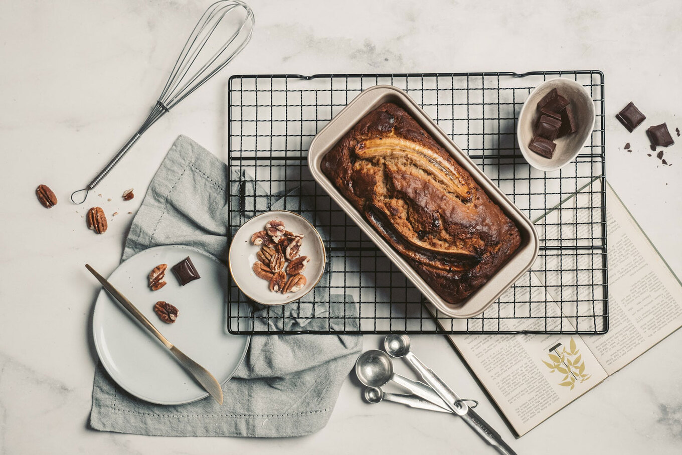 VegNews.BakingBananaBread.Pexels.TarynElliott