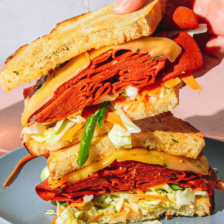 Vegan Lunch Meat: A Deli Sandwich Lover’s Guide to Eating Plant-Based