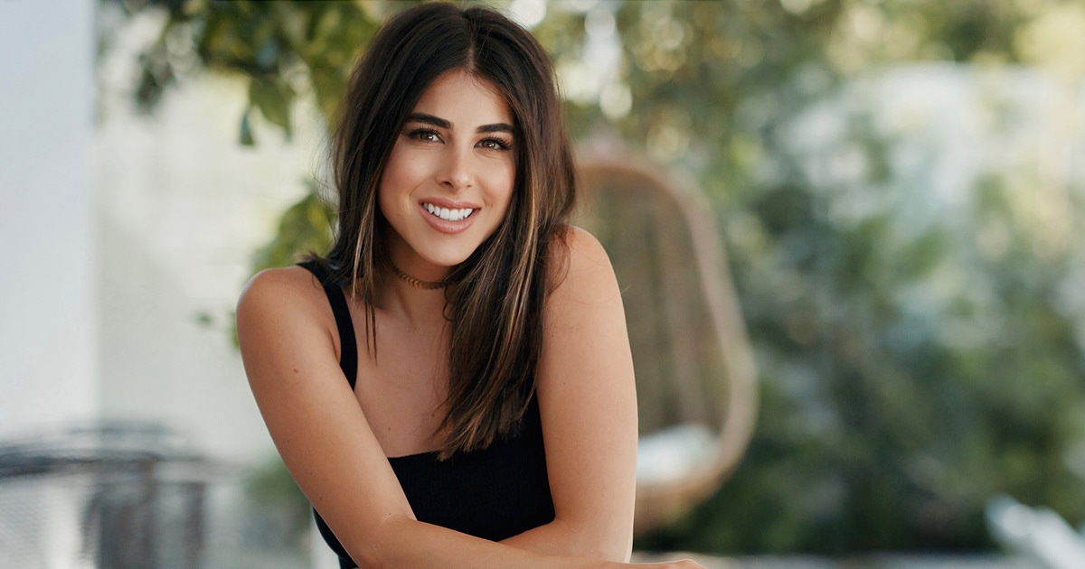 What's in Vegan Actress and Entrepreneur Daniella Monet's Beauty Bag? - Vimarsana News