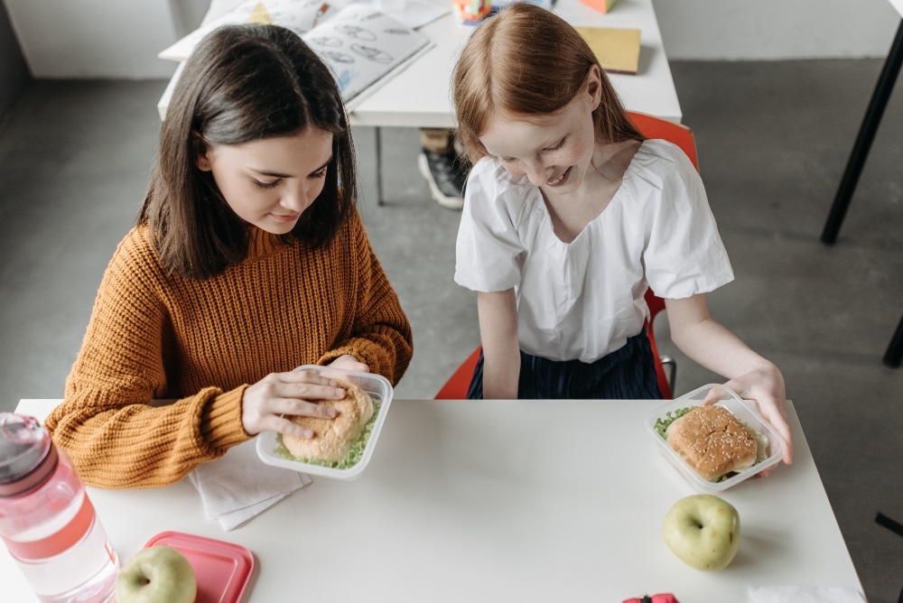 VegNews.plantbasedschoollunch.Pexels